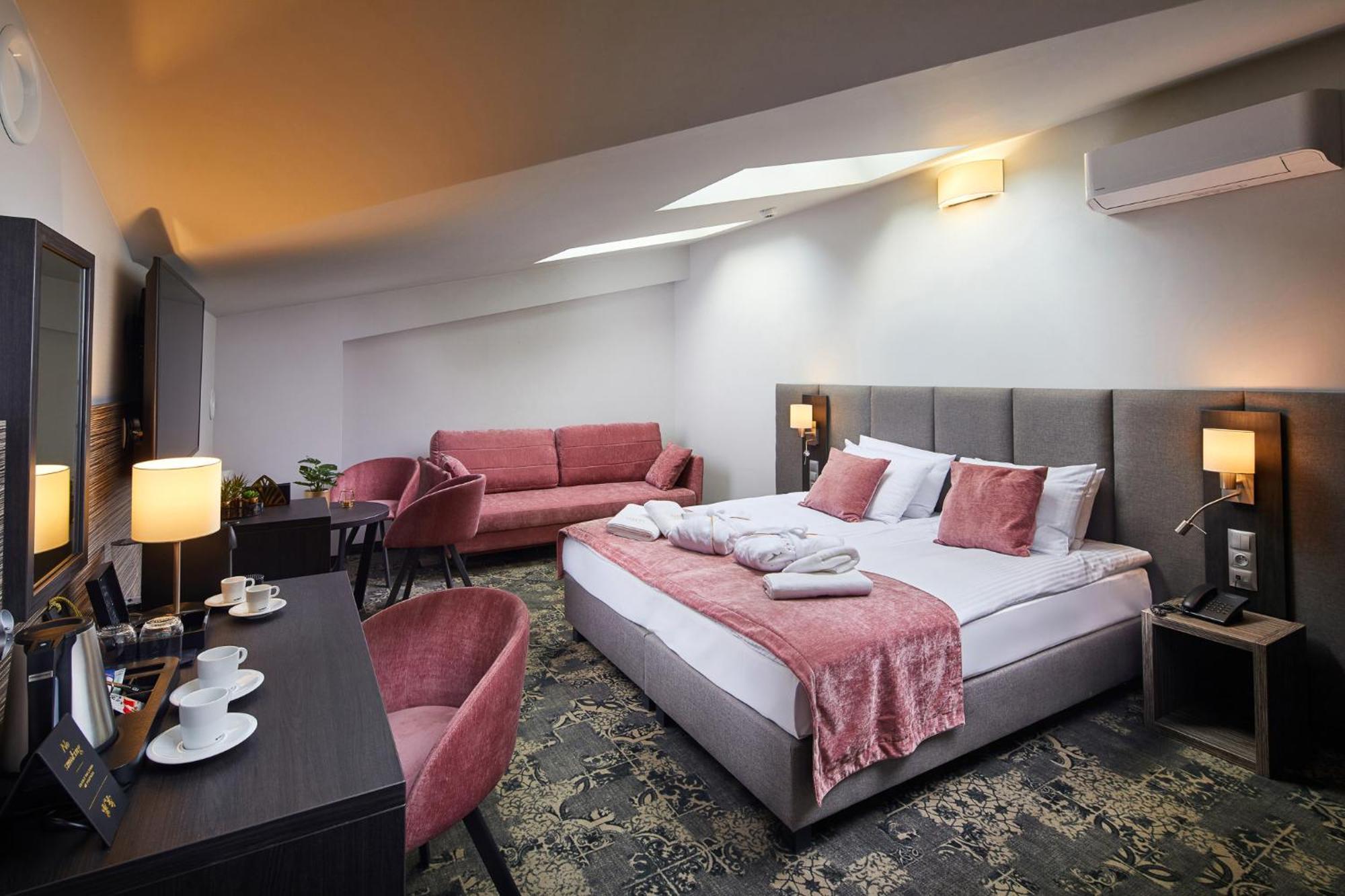 Hotel Estera — Photos 2